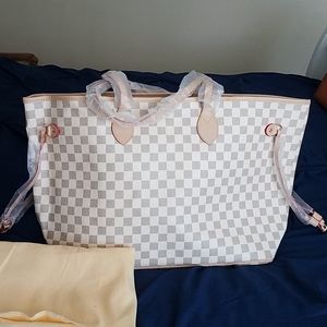 Large tote bag. New without tags